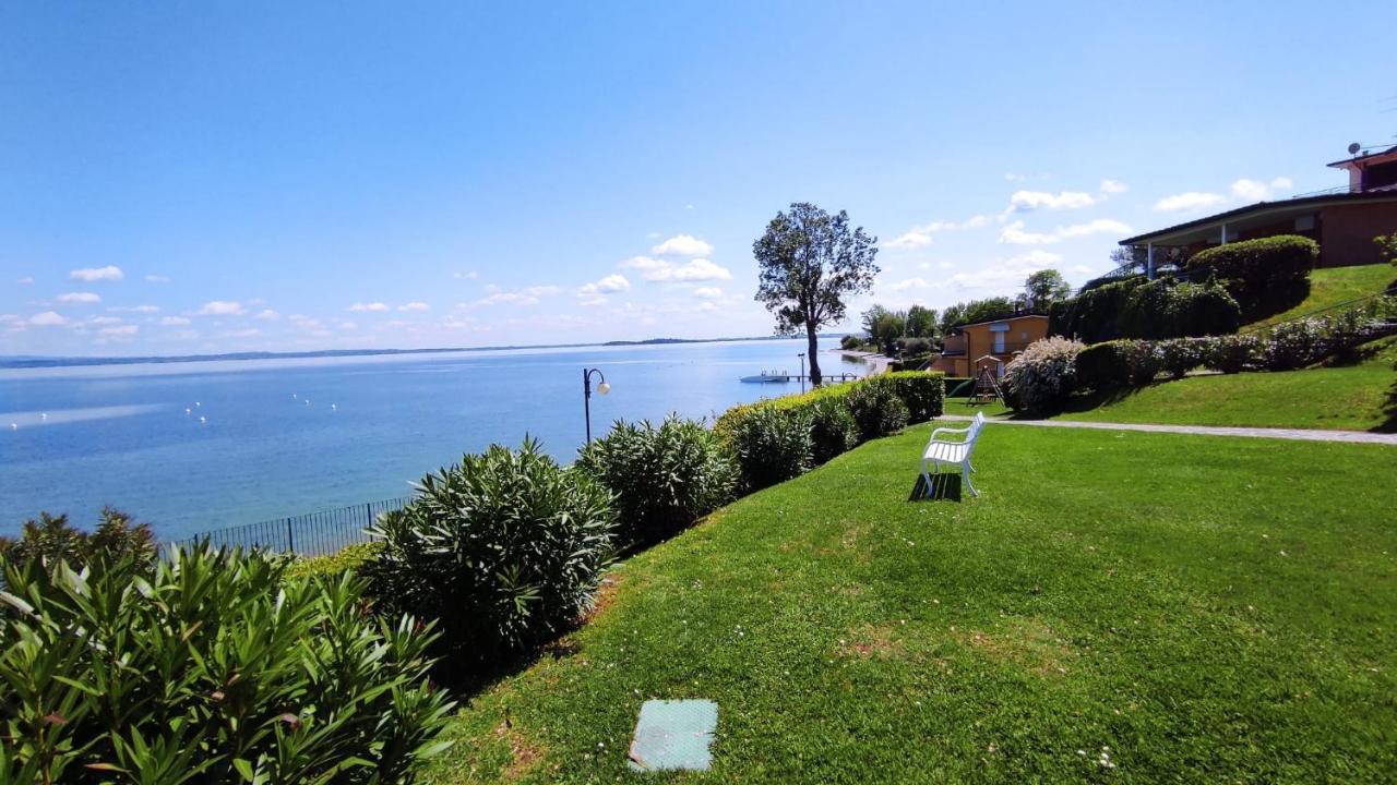 On The Beach Lake View Manerba del Garda Dış mekan fotoğraf