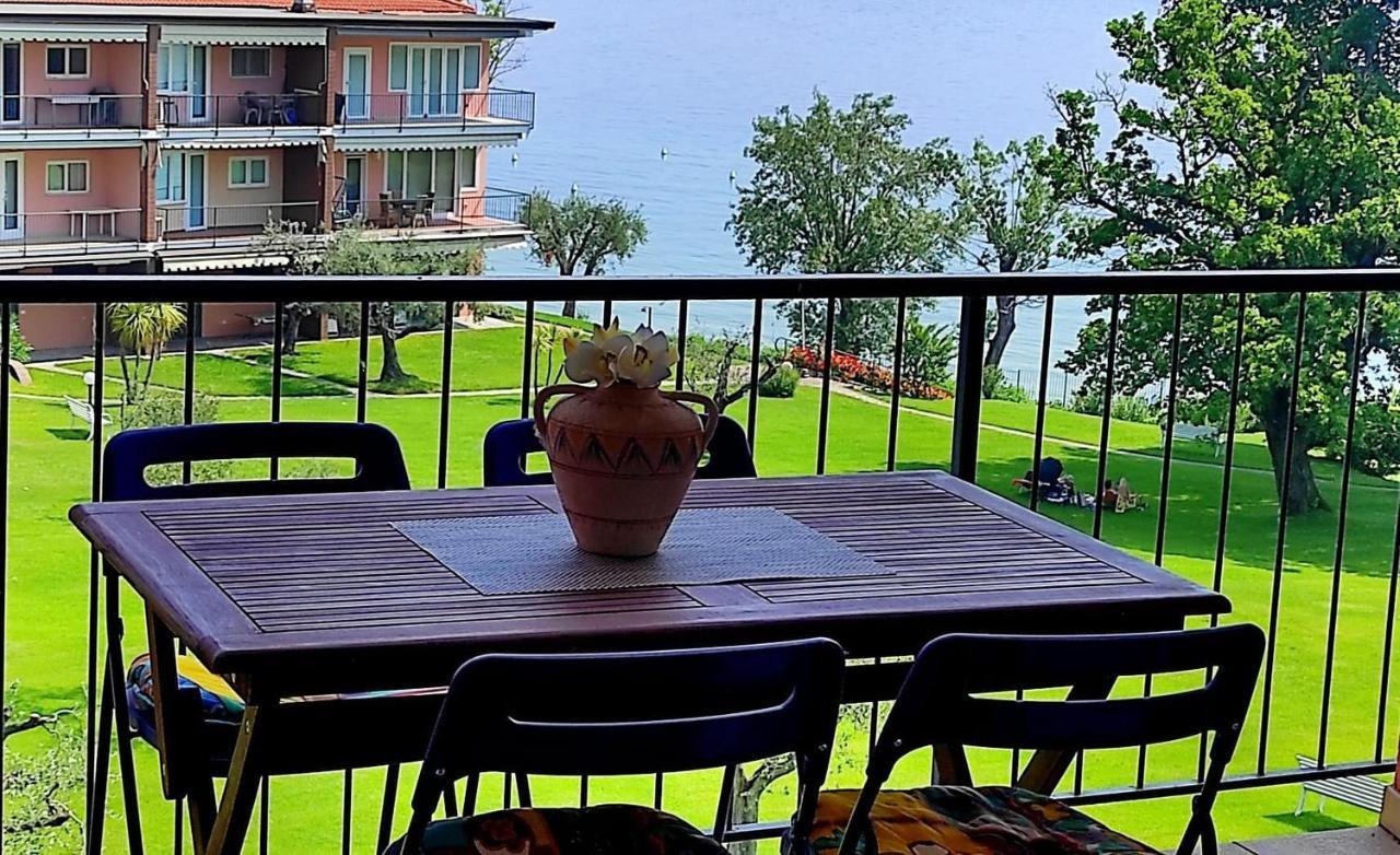 On The Beach Lake View Manerba del Garda Dış mekan fotoğraf